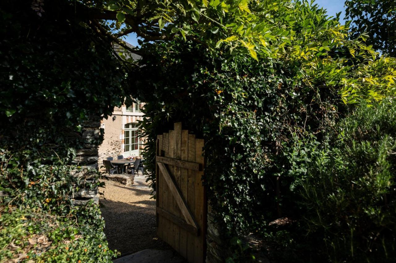 La Haye Gites Et Chambre D'Hotes Avrillé Exteriör bild